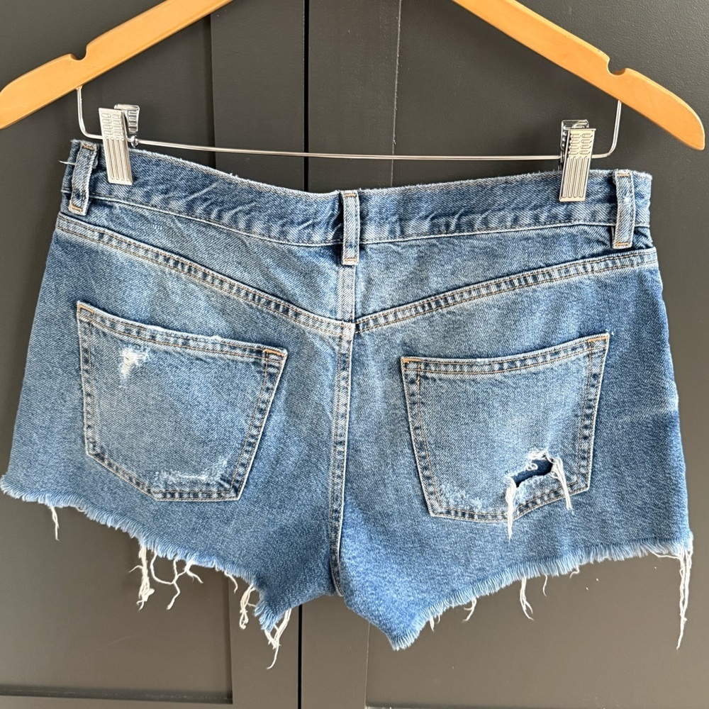 & Other Stories Denim Blue Women's Shorts • 28 - Picture 5 of 7